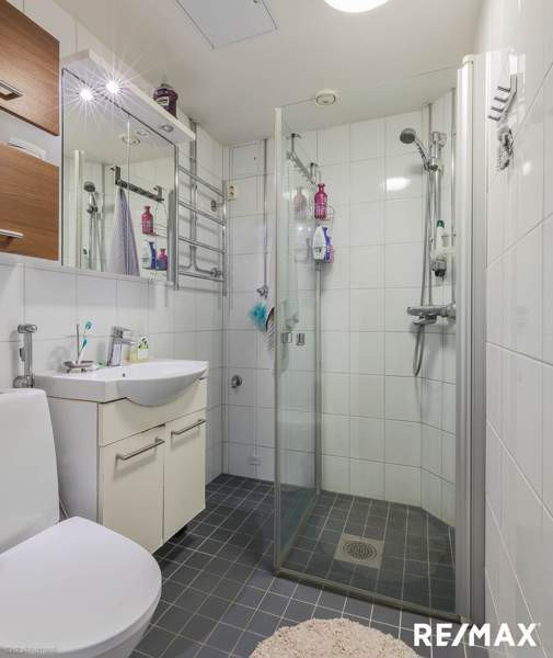 2h + k + kph + vh + lasit. parveke  Helsinki - valokuva 8