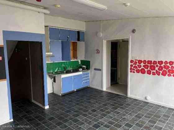 10h + k + s + p + 4wc + 2kph + varastot + ullakko  Orivesi