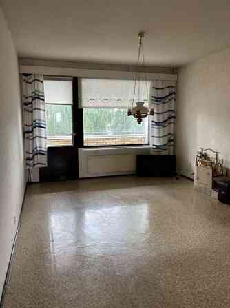 2 h + k+ kph, lasitettu parveke.  Исалми