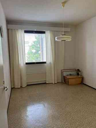 2 h + k+ kph, lasitettu parveke.  Исалми