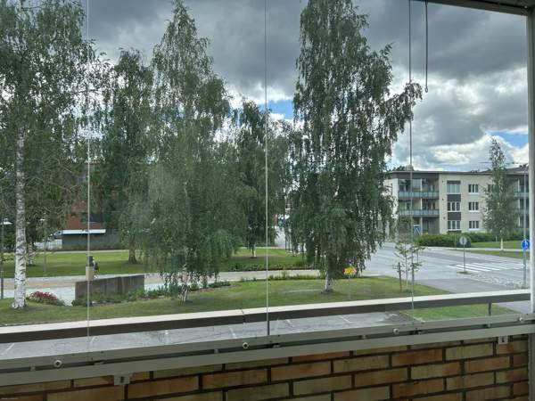 2 h + k+ kph, lasitettu parveke.  Iisalmi - photo 1