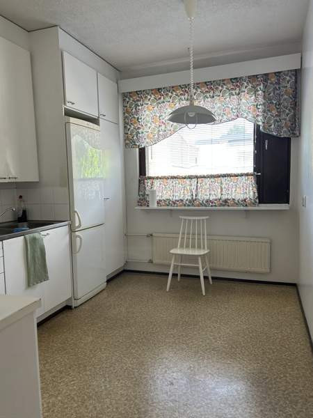 2 h + k+ kph, lasitettu parveke.  Iisalmi - photo 2