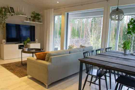 4h + avok + s + khh + 2 wc + varasto  Jyvaeskylae