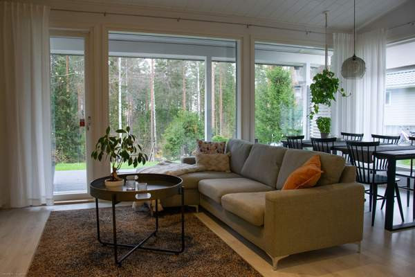 4h + avok + s + khh + 2 wc + varasto  Jyvaeskylae - photo 3