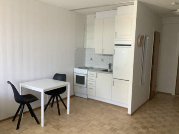 1h + avok + kph + lasitettu parveke  Kemin - valokuva 2