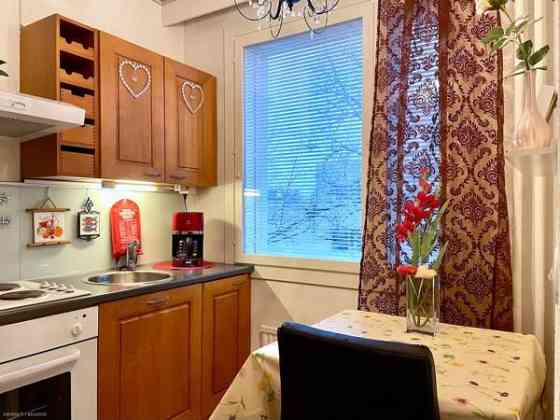 1h + kk + vh + lasitettu parveke  Hyvinge