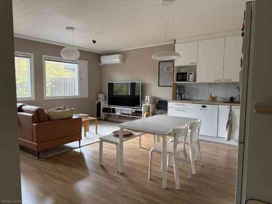 3h + avok + vh + wc + s + kph  Helsinki