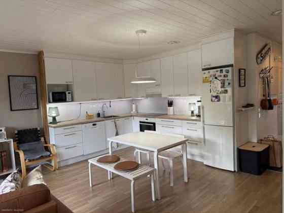 3h + avok + vh + wc + s + kph  Helsinki