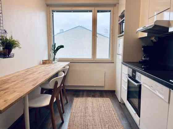 2h + k + kph, lasitettu parveke  Turtkul