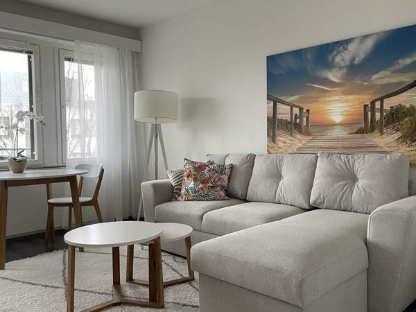 2h + k + kph, lasitettu parveke  Turtkul - valokuva 1