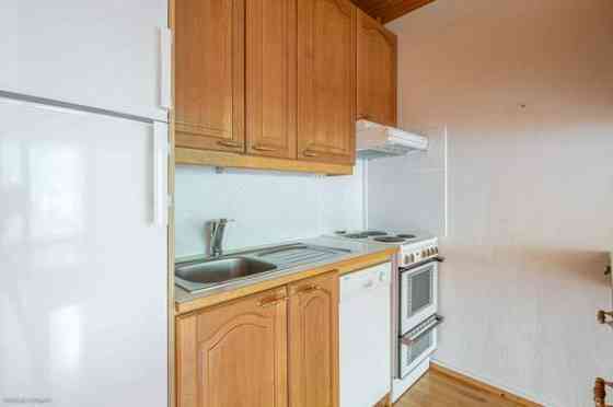 3h+avok+vh+kph+et+p (yhtiöj. mukaan 2h+k)  Helsinki