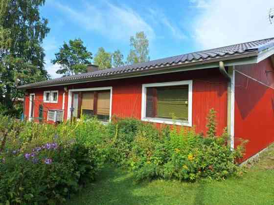 4h + keittiö + vaatehuone + 2WC + sauna + kylpyhuo  Kiuruvesi