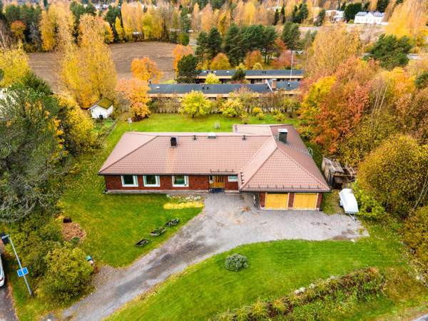 7h + k + s+kph+pk+vh+wc 2kpl+halli+at+var+säilytys  Jyvaeskylae - photo 2