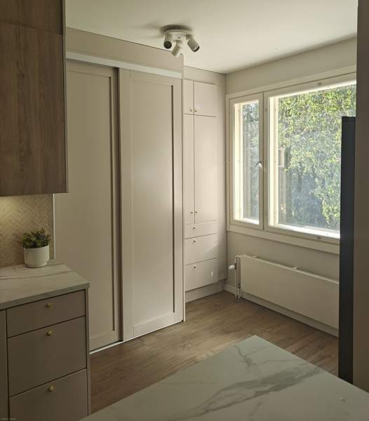 4h + avokeittiö  Helsinki - valokuva 8