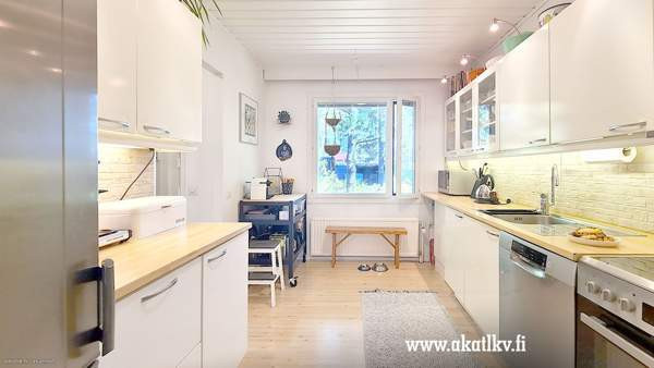 3-4h+k+s+autotalli  Helsinki - valokuva 8