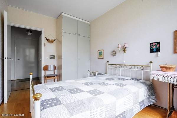 2h  Helsinki - valokuva 4