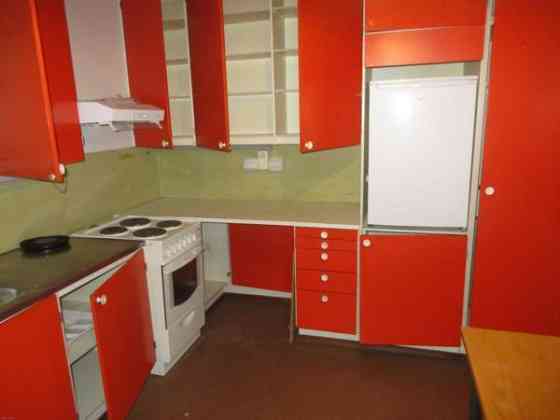 3h + wc/koh + iso parveke  Outokumpu