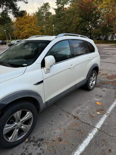Chevrolet Captiva Helsinki - valokuva 2