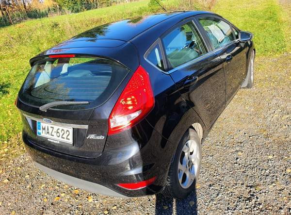 Ford Fiesta Taipalsaari - valokuva 2