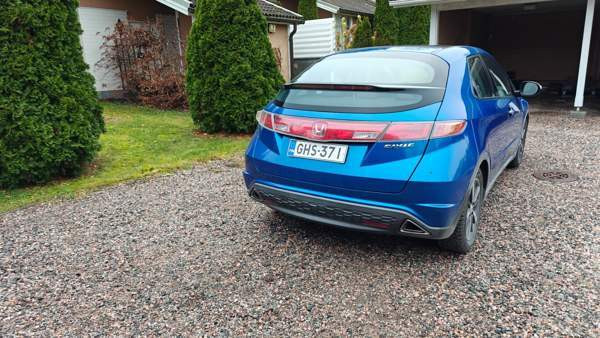 Honda Civic Glebychevo – foto 4