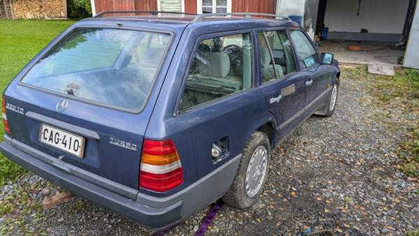 Mercedes-Benz 300 Huittinen - valokuva 3
