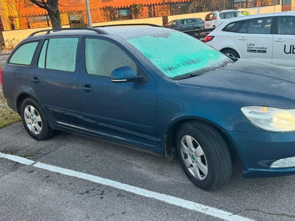 Skoda Octavia Vantaa - valokuva 4