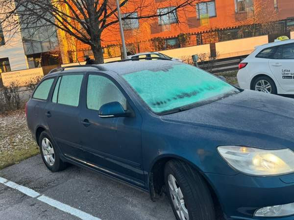 Skoda Octavia Vantaa - valokuva 3