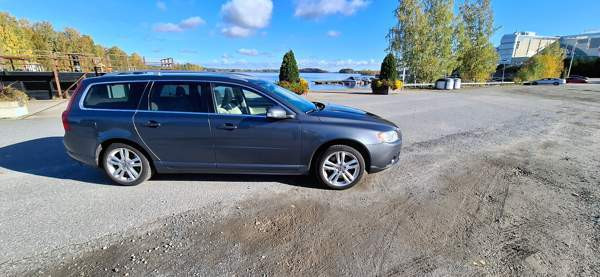 Volvo V70 Тампере - изображение 4