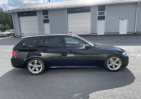 BMW 330 Seinäjoki - valokuva 7