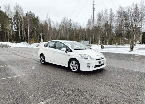 Toyota Prius Korsholm - изображение 6