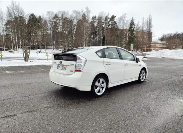 Toyota Prius Korsholm - изображение 4