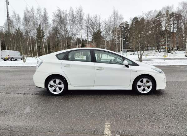 Toyota Prius Korsholm - изображение 5