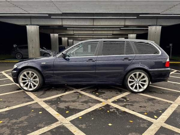 BMW 330 Espoo - valokuva 2