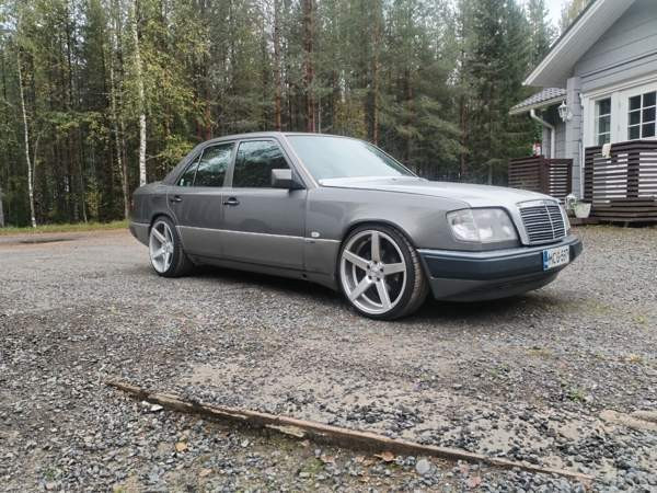 Mercedes-Benz 220 Lapua – foto 1