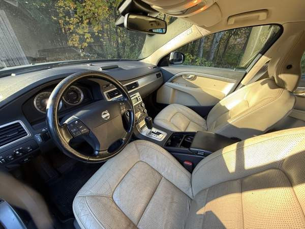 Volvo V70 Vantaa - valokuva 7