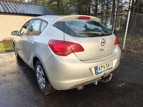 Opel Astra Oulu - photo 5