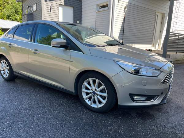 Ford Focus Vantaa - valokuva 7