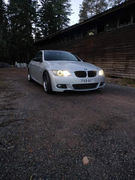 BMW 320 Turtkul - valokuva 1