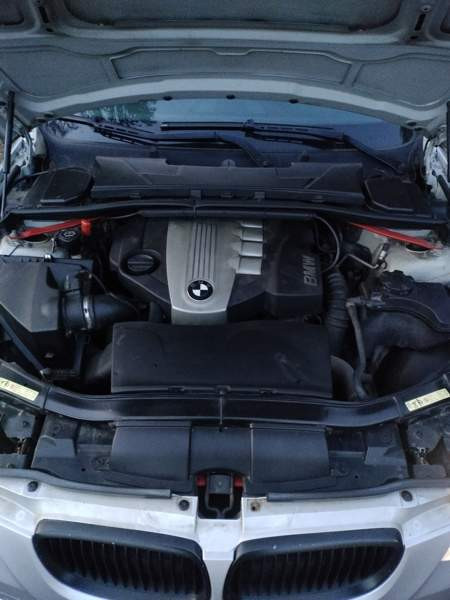 BMW 320 Turtkul - valokuva 8