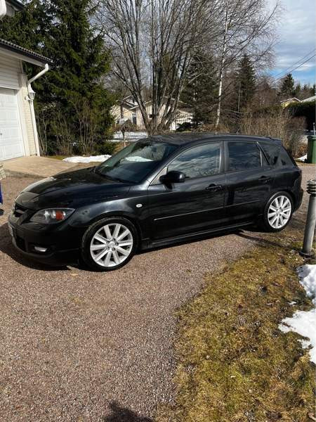 Mazda 3 Sarov - valokuva 2