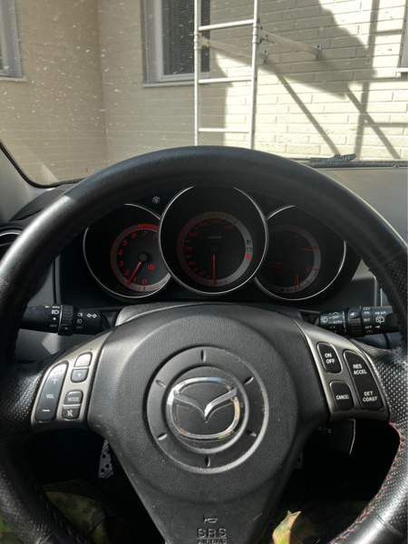 Mazda 3 Sarov - valokuva 4