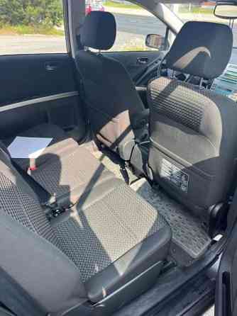 Toyota Corolla Verso Турткуль