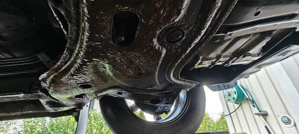 Toyota RAV4 Glebychevo - valokuva 3