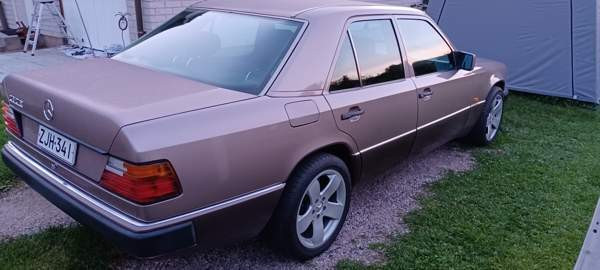 Mercedes-Benz 280 Hämeenlinna - valokuva 6
