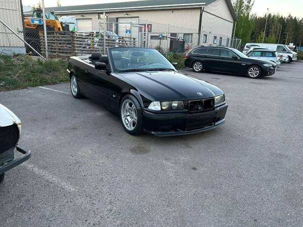 BMW 325 Helsinki - изображение 1