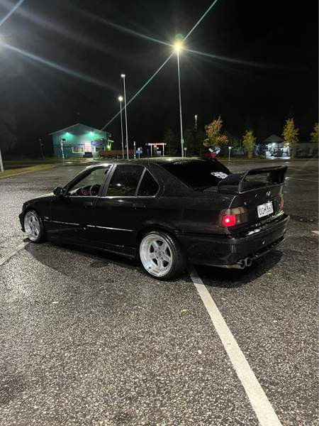 BMW 323 Vaala - изображение 3