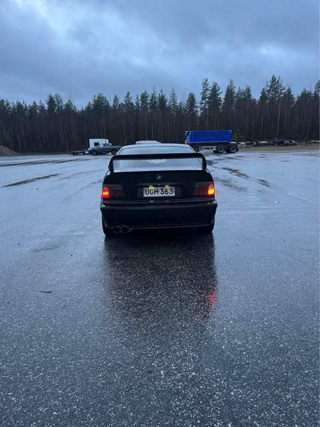 BMW 323 Vaala - изображение 7