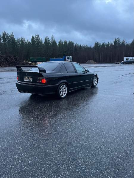 BMW 323 Vaala - изображение 8