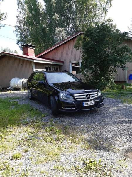 Mercedes-Benz 220 Keuruu - изображение 5