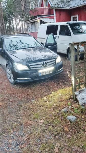 Mercedes-Benz 220 Keuruu - изображение 1